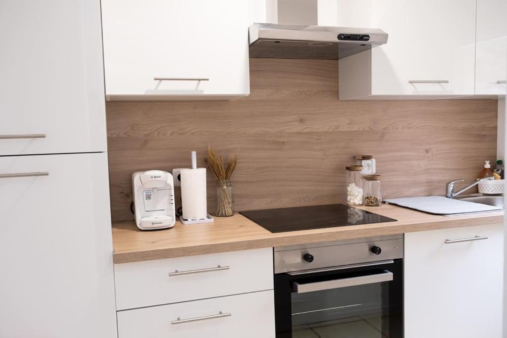 Appartement Renove - Wifi - Jardin - Centre De Niort Esterno foto